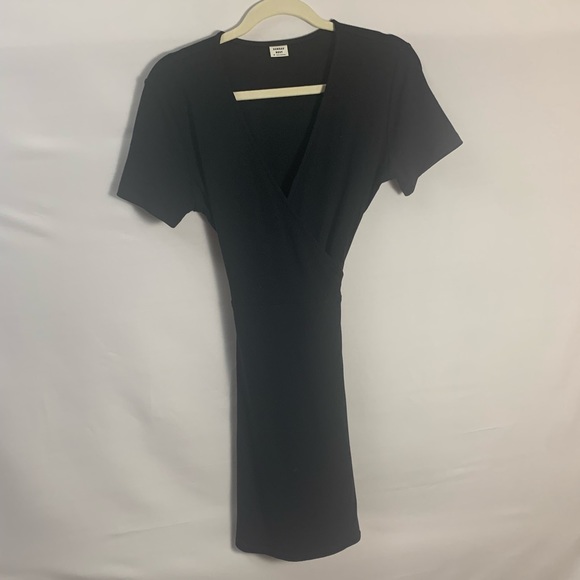 Aritzia Sunday Best Giselle Wrap Dress NWOT - Picture 2 of 12